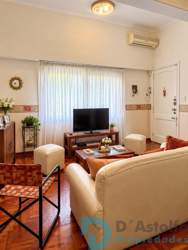 PH AL FRENTE 114 M² TOTALES | COCHERA, JARDIN Y PATIO | RECICLADO