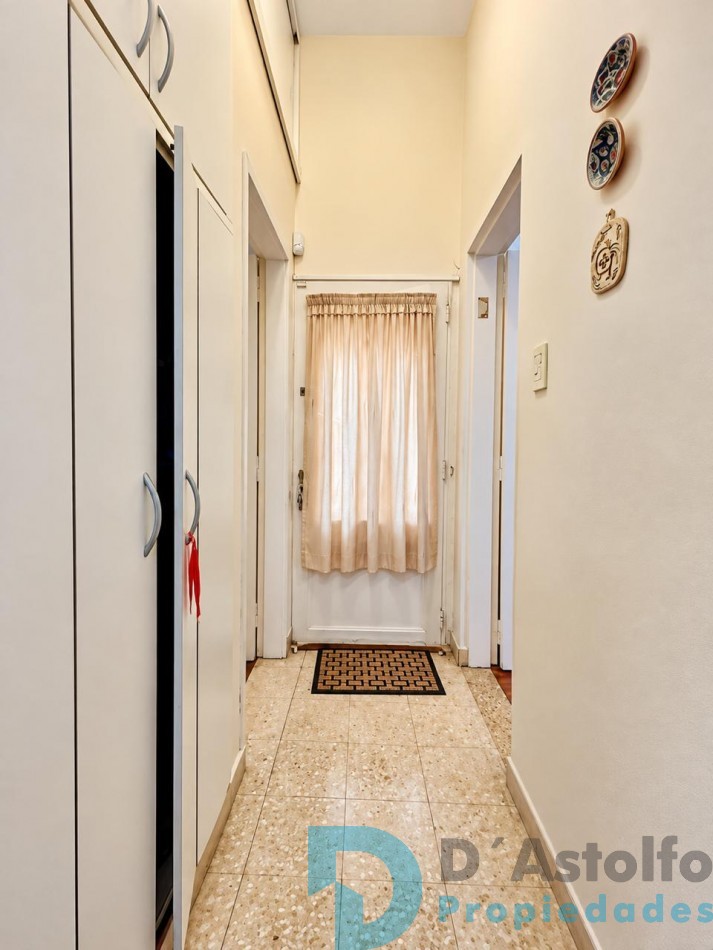 PH AL FRENTE 114 M² TOTALES | COCHERA, JARDIN Y PATIO | RECICLADO