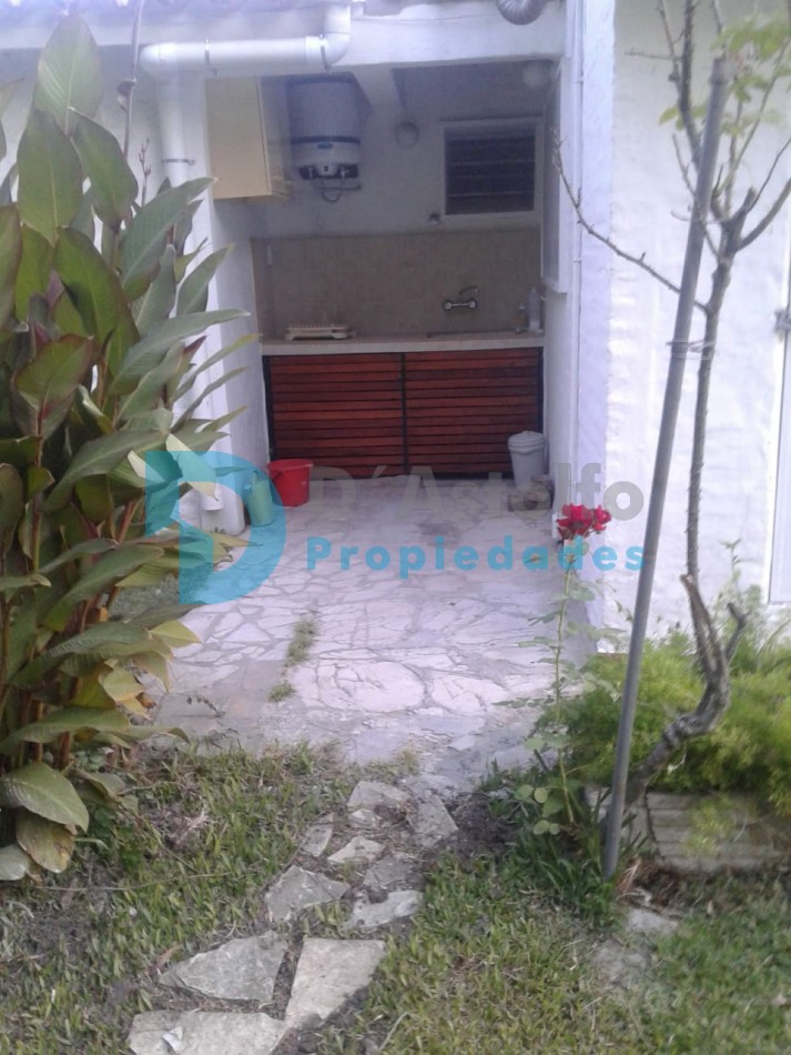 Increible Casa Quinta en un Predio Parquizado de 2568 m²