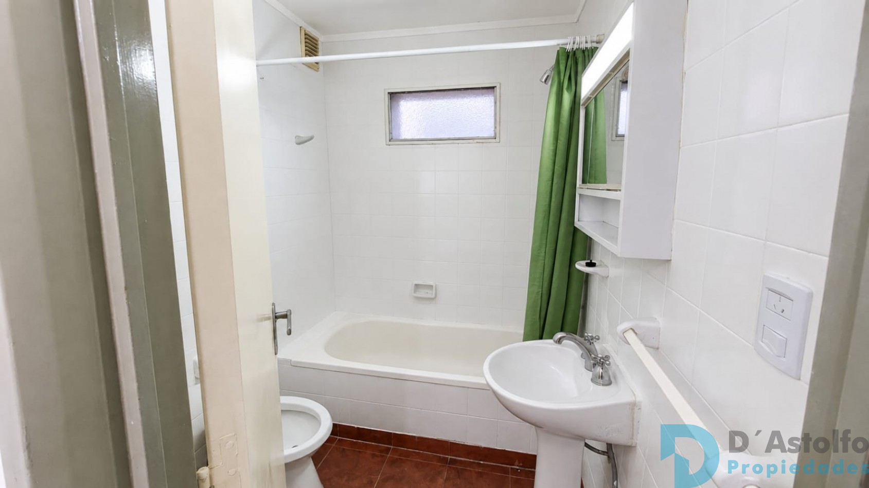 Venta 2 ambientes con renta activa 