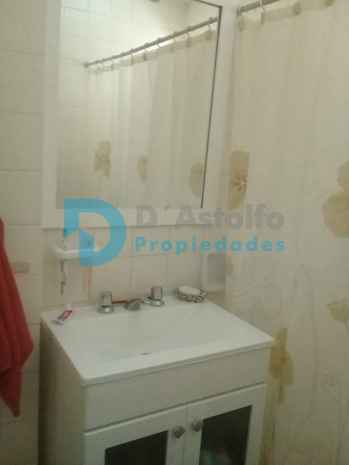 Increible Casa Quinta en un Predio Parquizado de 2568 m²