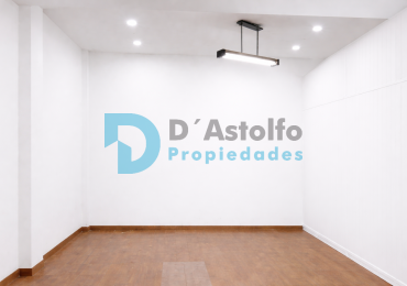 Amplio Local 84 Mts Oportunidad